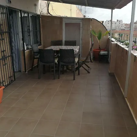Aticoalikante Alloggio in famiglia *